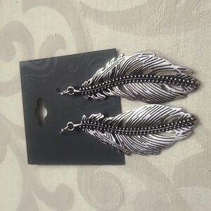Antique silvertone style earrings-NEW